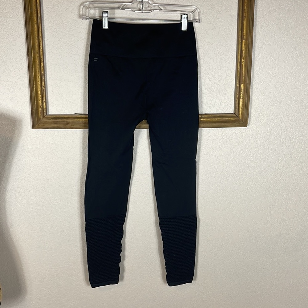 Fabletics Mesh Panel. Lack Compression Leggings S… - image 8